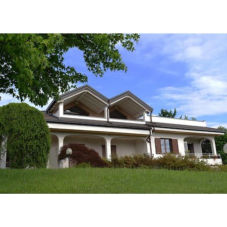 B&B Villa Monterosa Con Piscina Castronno Екстер'єр фото