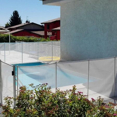 B&B Villa Monterosa Con Piscina Castronno Екстер'єр фото