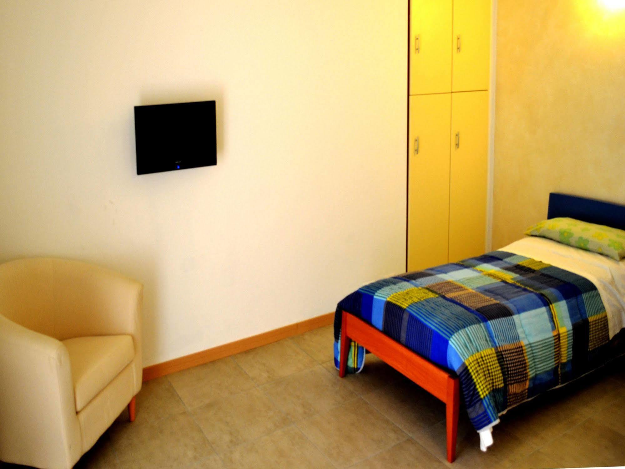 B&B Villa Monterosa Con Piscina Castronno Екстер'єр фото
