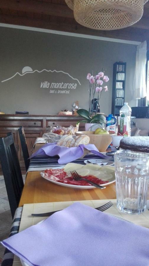 B&B Villa Monterosa Con Piscina Castronno Екстер'єр фото