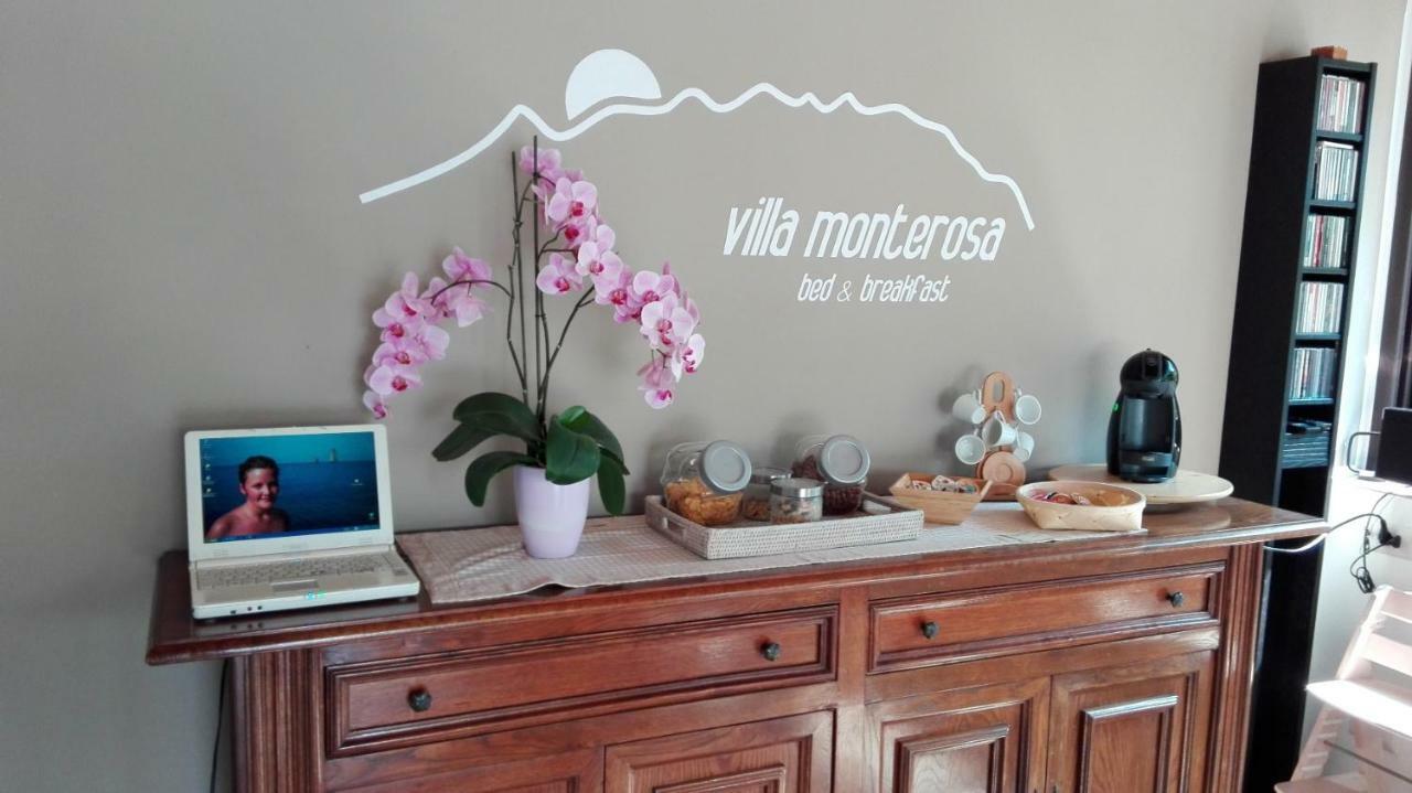 B&B Villa Monterosa Con Piscina Castronno Екстер'єр фото